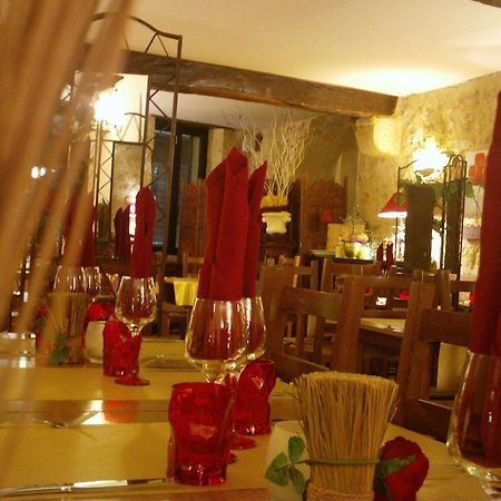Saint-Macaire Appart'Hotel Les Tilleuls المظهر الخارجي الصورة