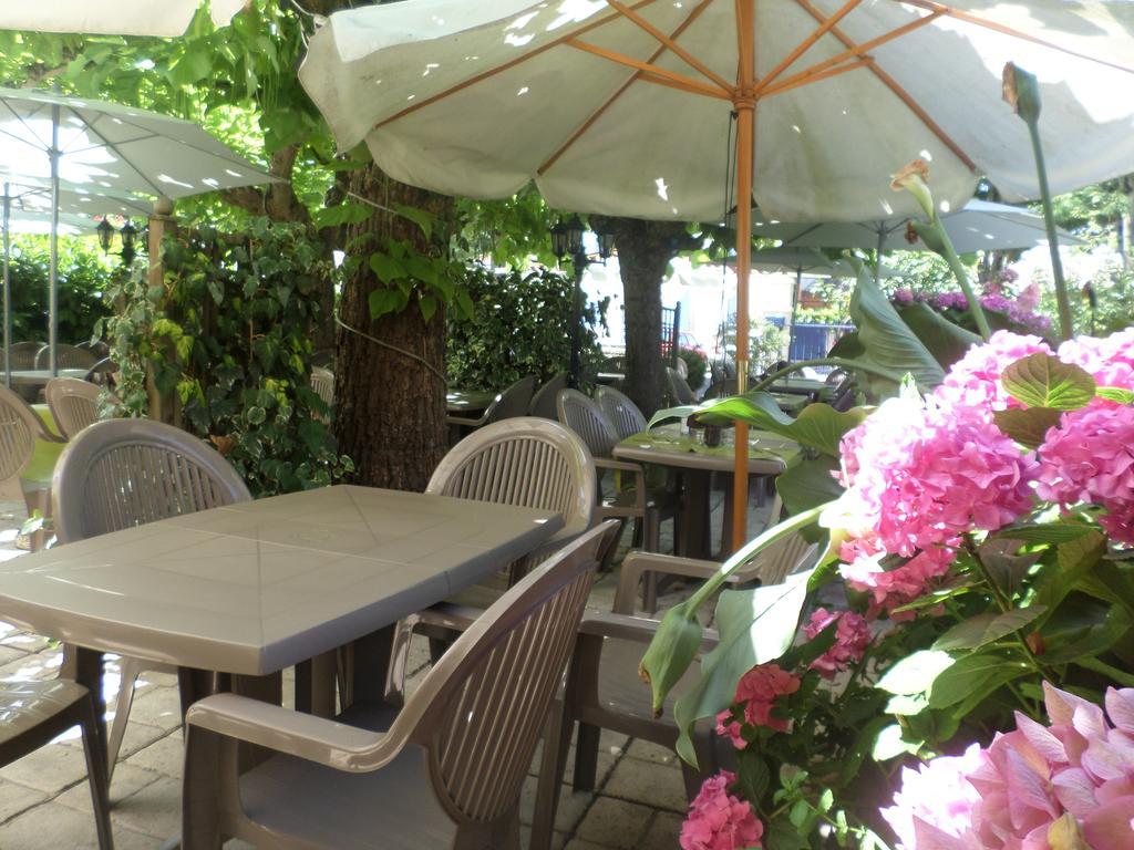 Saint-Macaire Appart'Hotel Les Tilleuls الغرفة الصورة