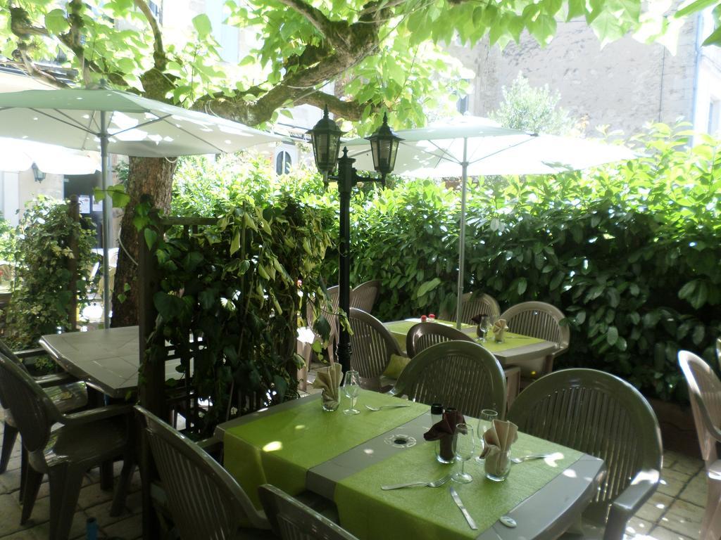 Saint-Macaire Appart'Hotel Les Tilleuls المظهر الخارجي الصورة