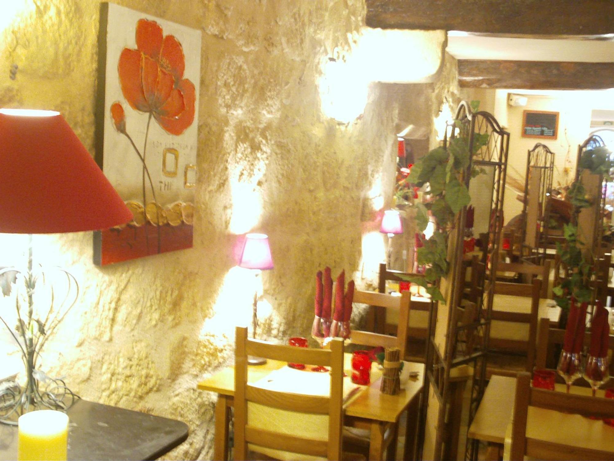 Saint-Macaire Appart'Hotel Les Tilleuls المظهر الخارجي الصورة