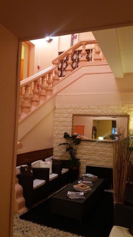 Saint-Macaire Appart'Hotel Les Tilleuls المظهر الخارجي الصورة
