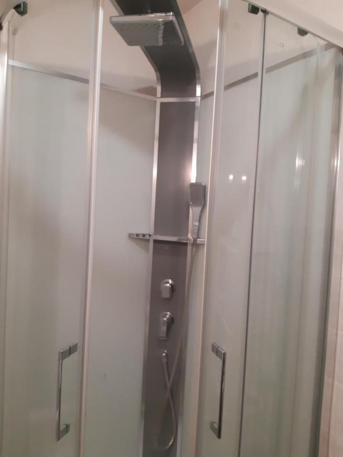 Saint-Macaire Appart'Hotel Les Tilleuls المظهر الخارجي الصورة